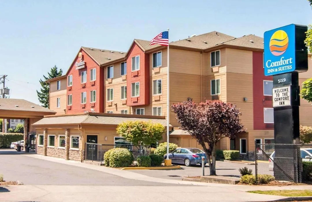 Comfort Inn & Suites-Portland Airport-1