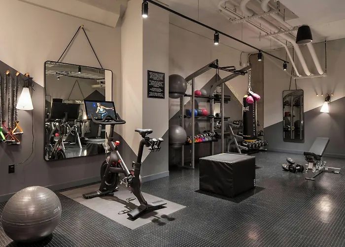 Moxy Portland Downtown